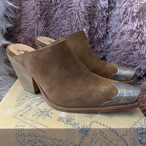 Free People Brayden Suede Mule in Whiskey NWB Size 39.5